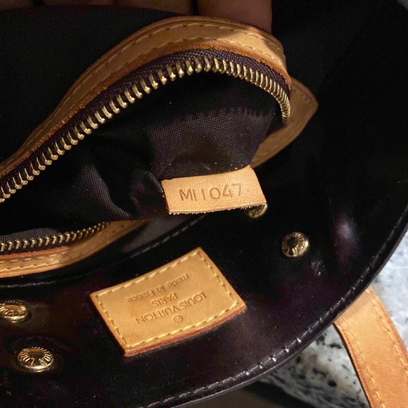 Louis Vuitton Reade PM Amarante Monogram Purse - Picture 2 of 16